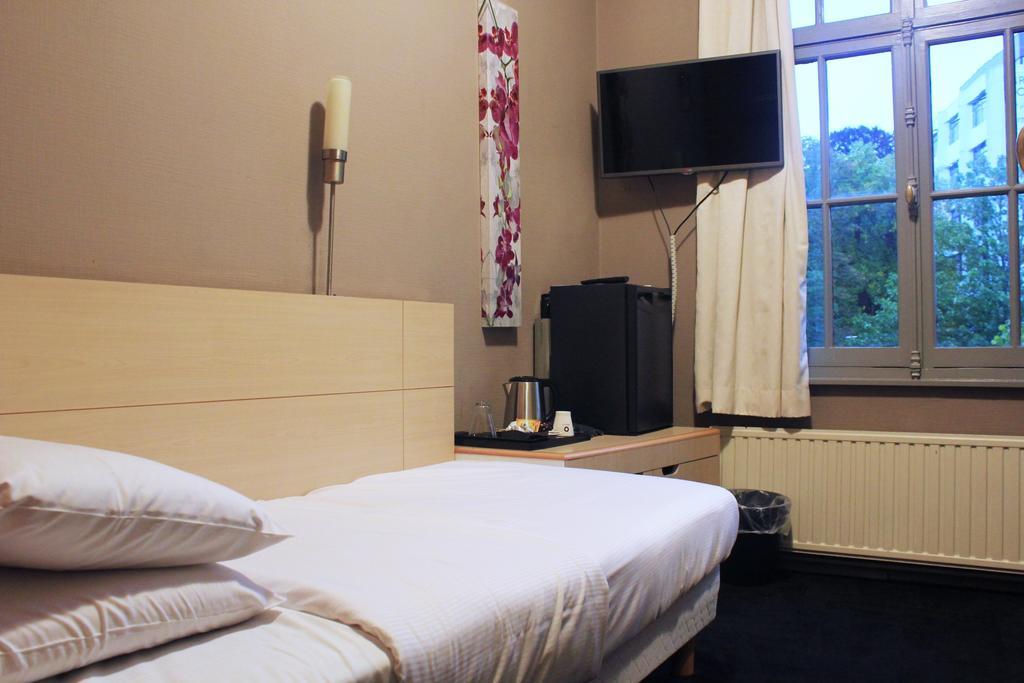 Story' Inn Brussels Room photo